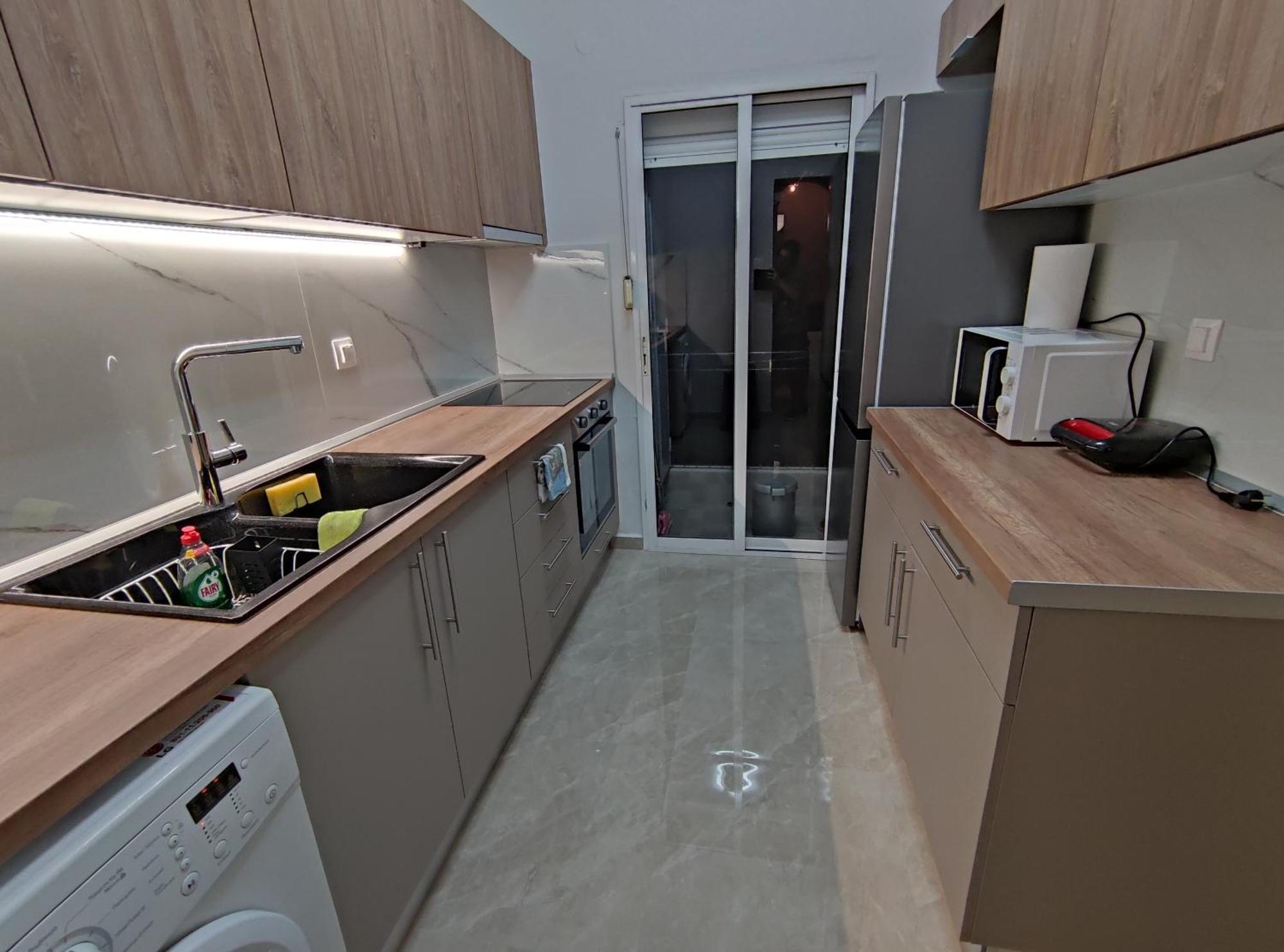 Cozy City Center Apartment テッサロニキ エクステリア 写真